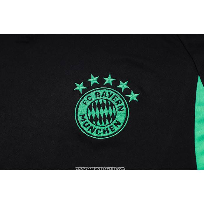 Tracksuit
 Bayern Munich Short Sleeve
 23/24 Black
 - Shorts
